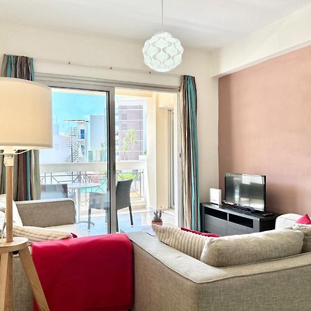 Sun Julz Apartments On The Beach パ フォス エクステリア 写真
