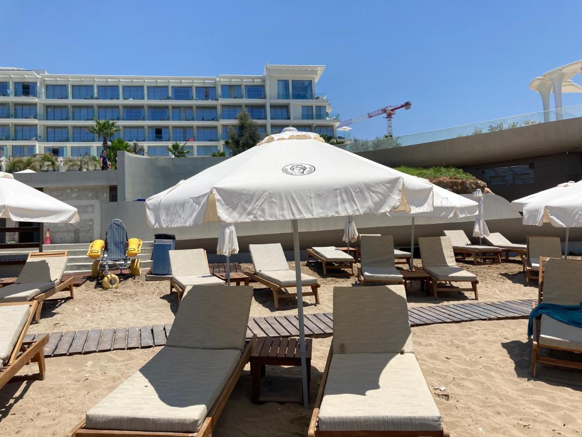 Sun Julz Apartments On The Beach パ フォス エクステリア 写真