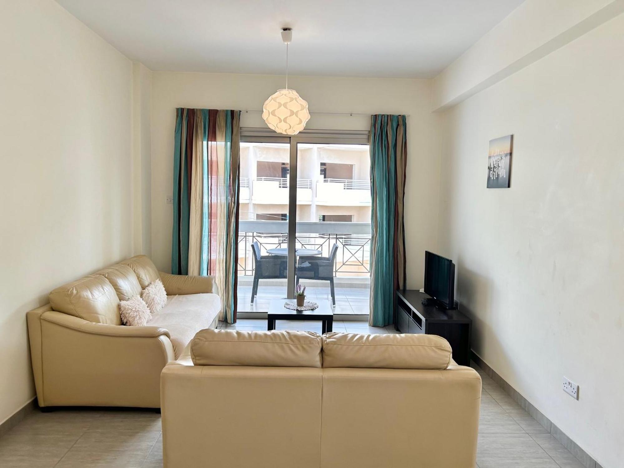 Sun Julz Apartments On The Beach パ フォス エクステリア 写真
