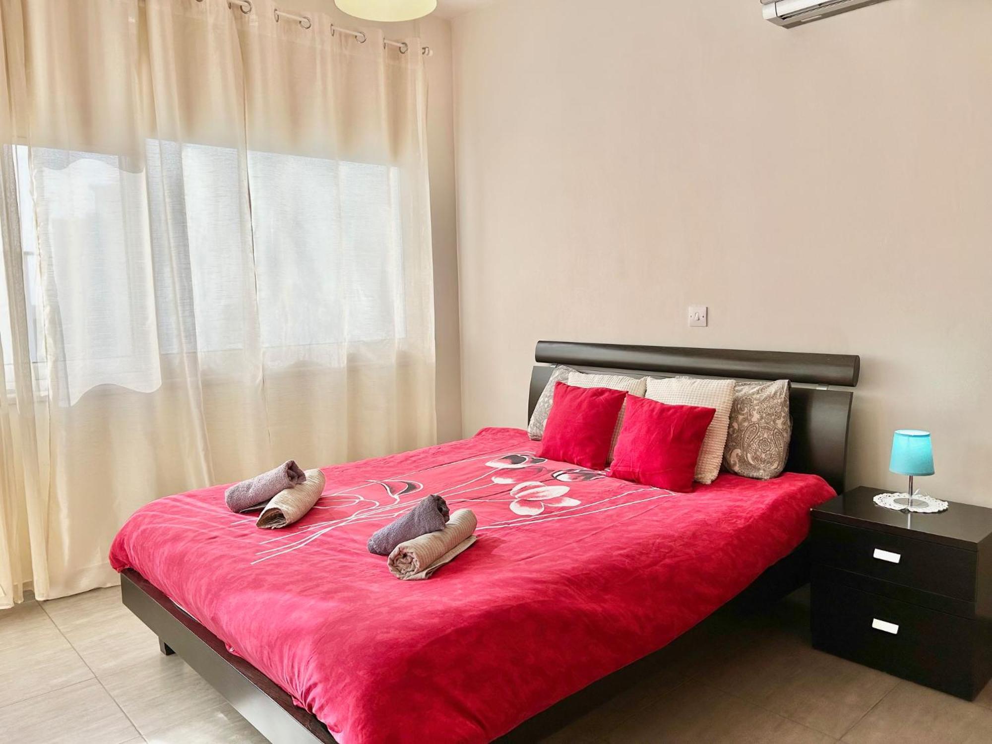 Sun Julz Apartments On The Beach パ フォス エクステリア 写真