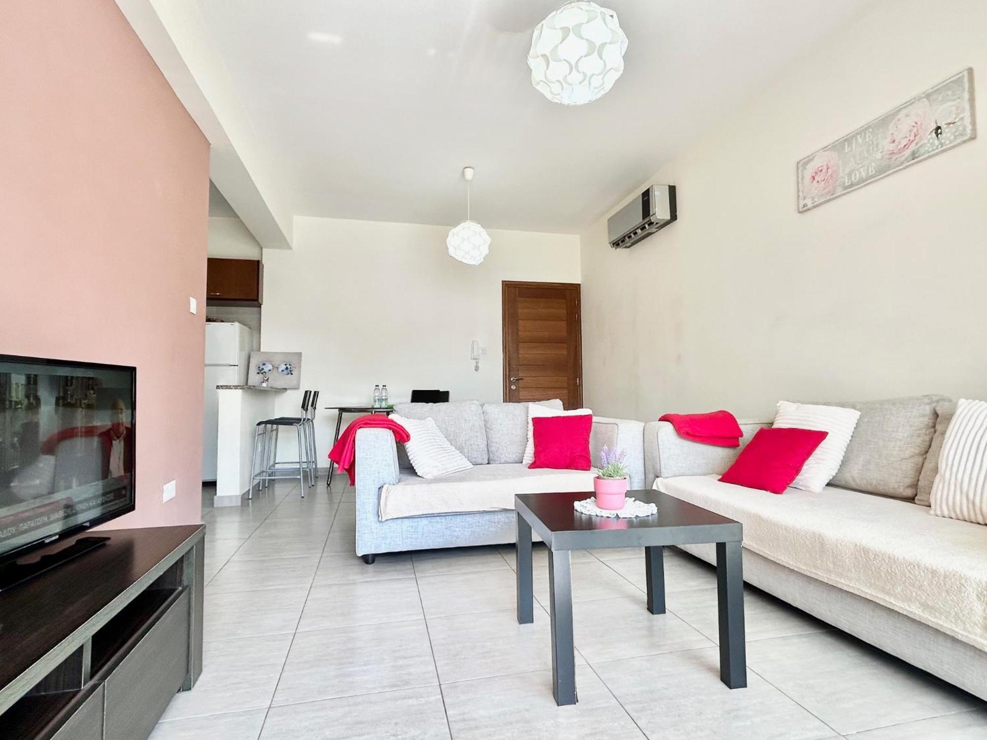 Sun Julz Apartments On The Beach パ フォス エクステリア 写真