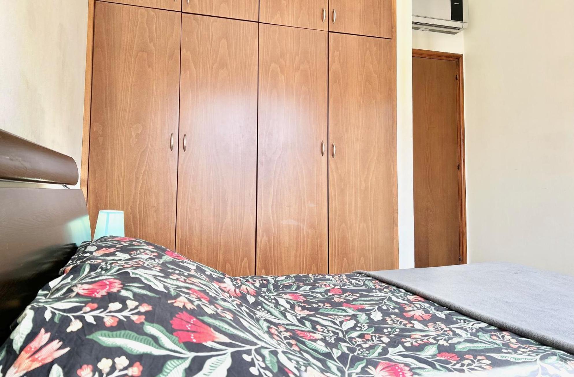 Sun Julz Apartments On The Beach パ フォス エクステリア 写真
